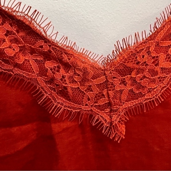𝅺RED lace BP. Camisole - Picture 3 of 5